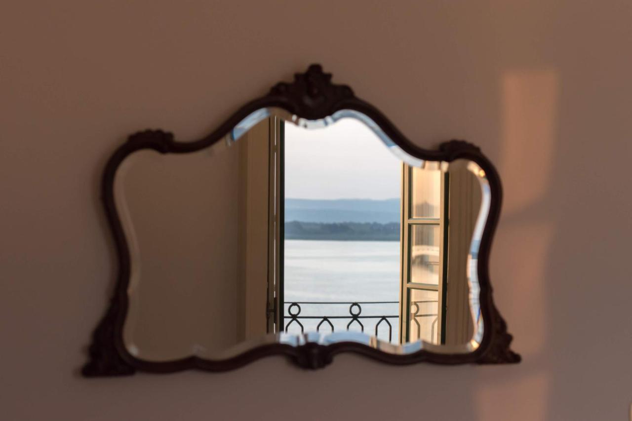 Duomo Seaside Deluxe Apartment By Ortigia Apartments Syrakus Exterior foto